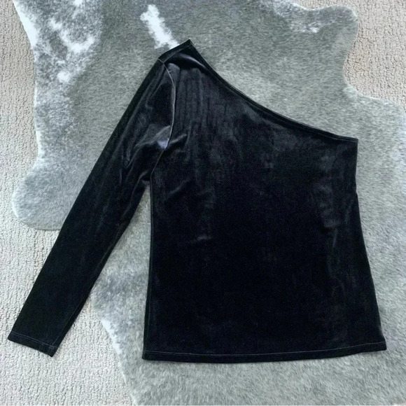 NWT Old Navy Velvet One Shoulder Top - Picture 6 of 11